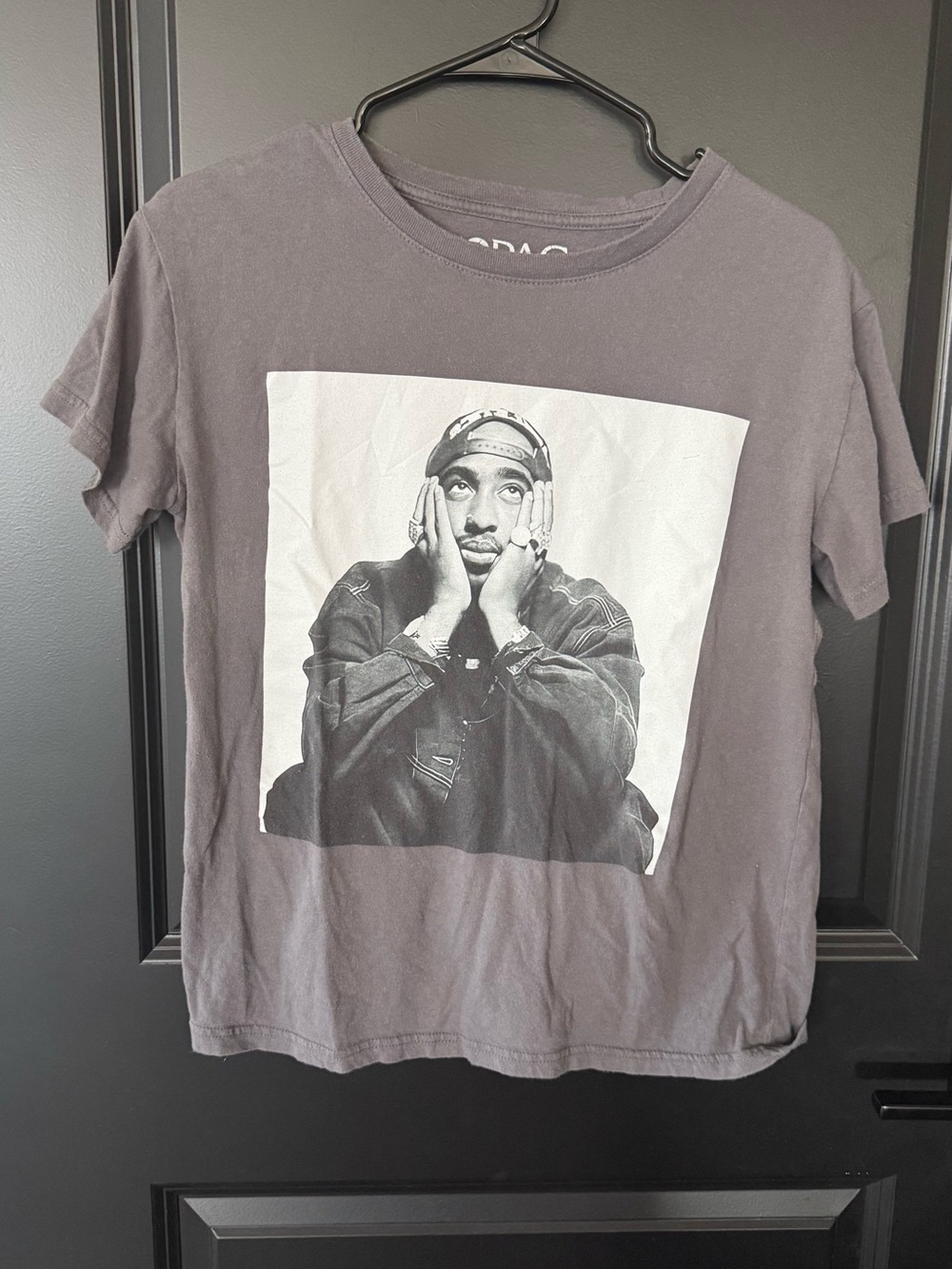 2 PAC Graphic Crew Neck T-Shirt - Gray